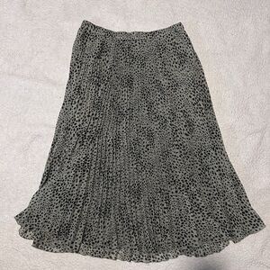 Abercrombie & Fitch Womens Large Skirt Pleated Green Animal Print Elastic